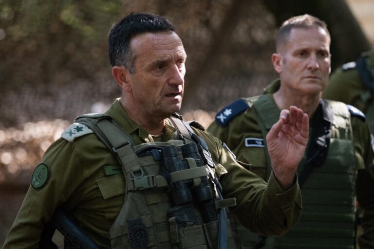 Israeli Forces Intercept Hezbollah's 200 projectiles fired toward northern Israel 