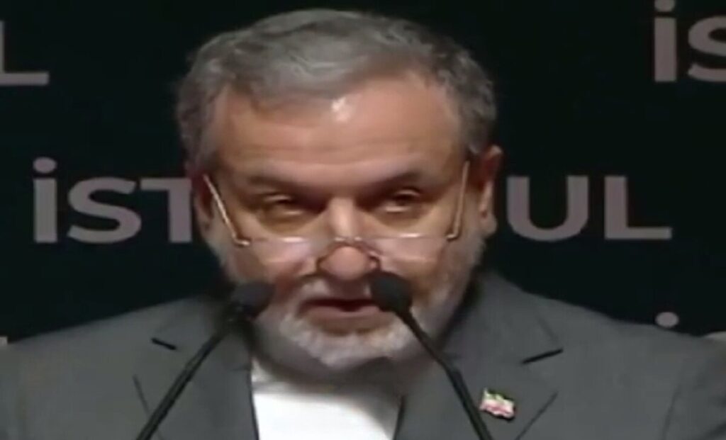 Araghchi Calls Iran’s Response to US Threats a ‘Strategic Mystery’ | Epicstorian News Abbas Araghchi speaks on Iran’s response to US threats at press briefing in Istanbul, Turkey.