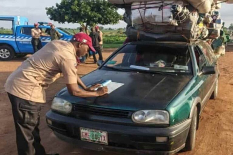 FRSC impounds overloaded vehicle at Zamfara railway crossing during vehicle overloading enforcement operation