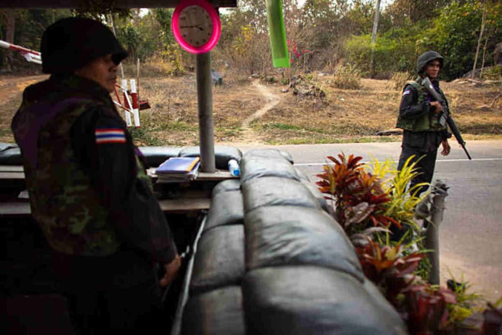 Thailand and Cambodia Agree to Ceasefire Talks After Deadly Border Clashes | Epicstorian News Thailand and Cambodia troops face off during renewed border clashes prompting ceasefire talks and global mediation efforts.