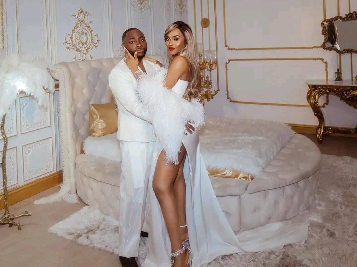 Photos: Davido and Chioma $3.7 Million Miami CHIVIDO 2025 White Wedding | Epicstorian News Davido with his groomsmen in tailored suits at the CHIVIDO 2025 Miami wedding