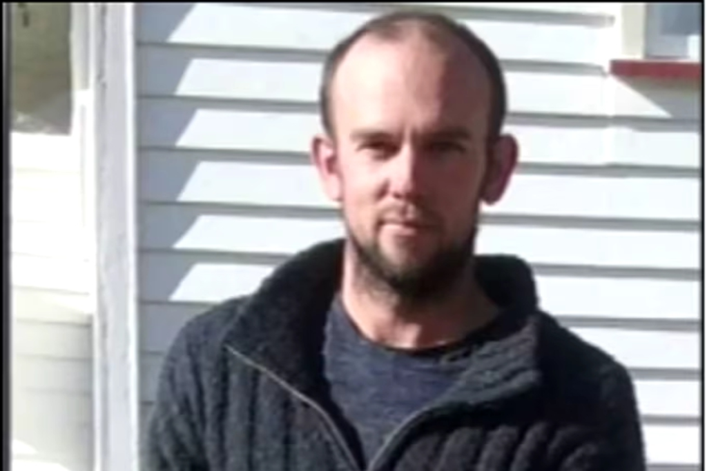 Fugitive father shot dead in New Zealand after years in wilderness | Epicstorian News Police officers search remote New Zealand bushland after fugitive father shot dead and missing children recovered alive.
