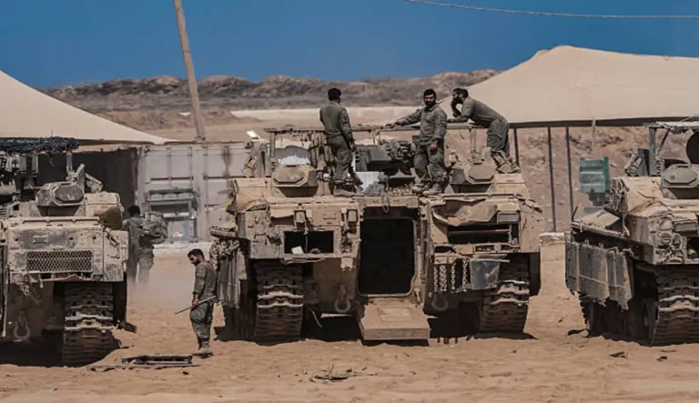 Israeli troops withdraw from Gaza as ceasefire takes effect | Epicstorian News Palestinians walk through Gaza streets after Israeli troops withdrawal, marking the start of ceasefire and aid efforts