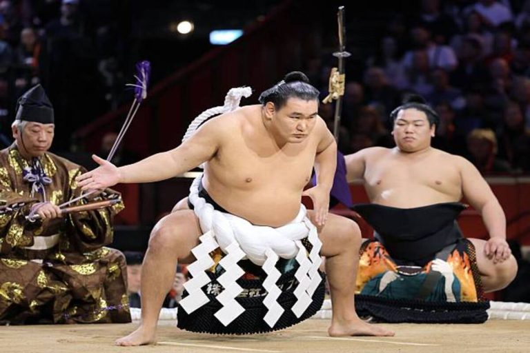 Hoshoryu performing Sumo Wrestling ring-entering ritual at Royal Albert Hall during five-day Grand Sumo Tournament London Oct. 19, 2025