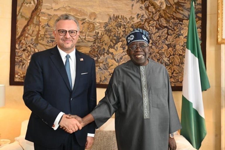 U.S. and Nigeria senior officials at meeting in Abuja discussing counterterrorism coordination and bilateral trade initiative.