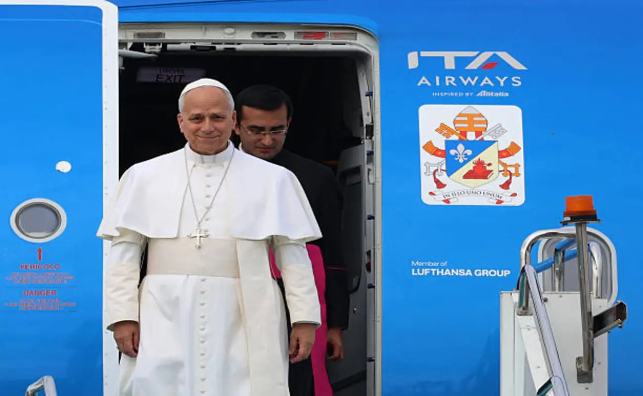 Pope Leo XIV arrives in Turkey during an official airport ceremony at Ankara’s Esenboğa International Airport on Thursday afternoon.