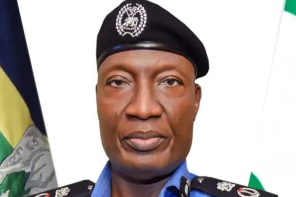 Lagos CP Orders No Police Phone Searches During Road Stops | Epicstorian News Lagos CP Olohundare Jimoh speaking at youth dialogue emphasising citizens’ legal rights to no phone search