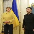 Zelenskyy Says Latvia Sent “About 12,000 Drones” to Boost Ukraine’s Frontline | Epicstorian News Zelenskyy and Latvia's foreign minister shake hands and smile for the camera during official meeting in Kyiv.