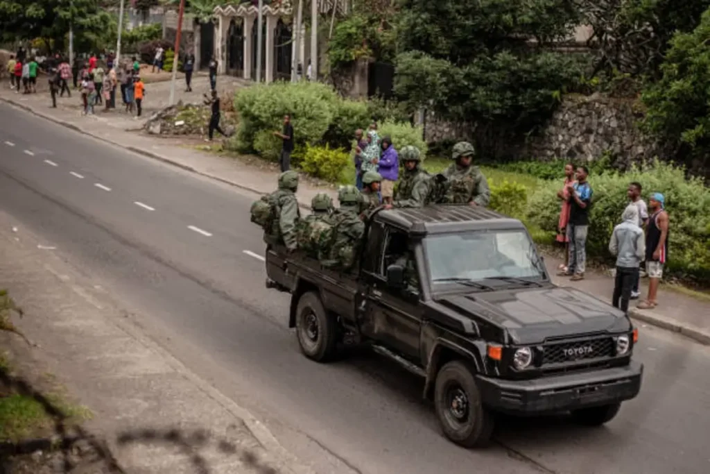 M23 rebels withdraw from Uvira as peace talks intensify in eastern Congo, reflecting U.S. diplomatic pressure and rising humanitarian needs.